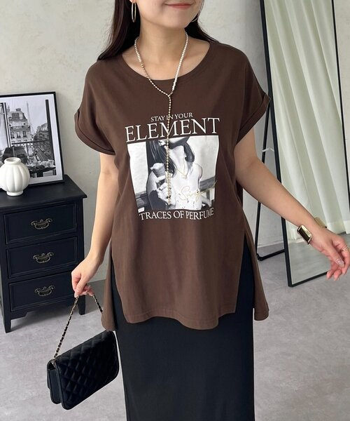 prose verse(プロズヴェール)の「サイドスリットオーバーサイズフォトTシャツ(Tシャツ/カットソー・レディース・オフホワイト/ブラウン/ブラック・FREE)」の3枚目の写真