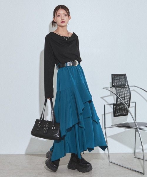 PAGEBOY(ページボーイ)の「ラメドレープカットロングスリーブ【ワンショルダー/オフショルダー着用可能】(Tシャツ/カットソー・レディース・ネイビー/ブラック/グレー・FREE)」の16枚目の写真