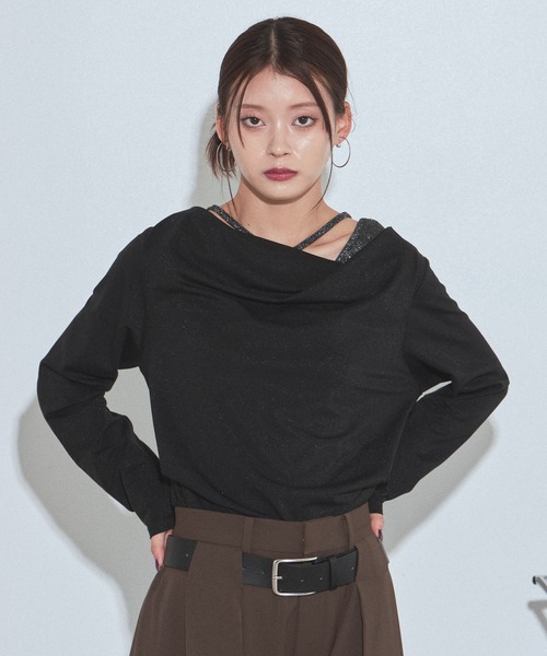 PAGEBOY(ページボーイ)の「ラメドレープカットロングスリーブ【ワンショルダー/オフショルダー着用可能】(Tシャツ/カットソー・レディース・ネイビー/ブラック/グレー・FREE)」の4枚目の写真