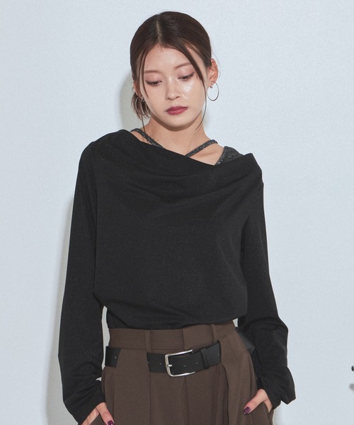 PAGEBOY(ページボーイ)の「ラメドレープカットロングスリーブ【ワンショルダー/オフショルダー着用可能】(Tシャツ/カットソー・レディース・ネイビー/ブラック/グレー・FREE)」の5枚目の写真