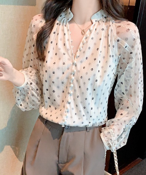 AMAJI(アマジ)の「メッシュ切替 Vネック 長袖シャツ(シャツ/ブラウス・レディース・ベージュ・X-LARGE/LARGE/MEDIUM/SMALL)」の1枚目の写真