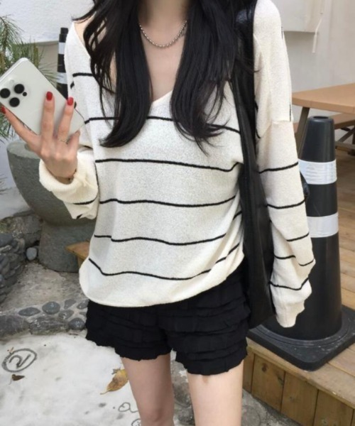 semplice(センプリチェ)の「カットソー【韓国ファッション】(Tシャツ/カットソー・レディース・ブルー/ベージュ・F)」の2枚目の写真