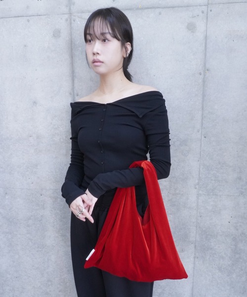 SIMONE WILD(シモーネワイルド)の「VELVET POUCH(ハンドバッグ・レディース・レッド/オリーブ/ブルー/ライトブルー/ワイン/ライトピンク/ライトグリーン・ONE SIZE)」の10枚目の写真