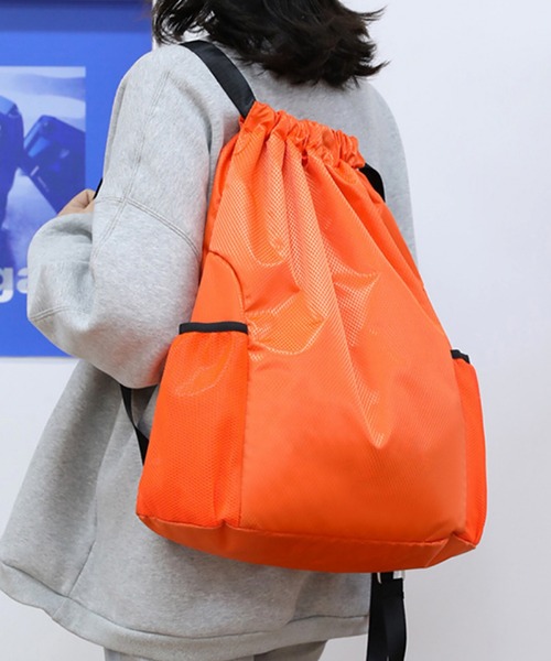 Mignonjour(ミニョンジュール)の「FReePLACe/大容量 シンプル ナップサック X12912(バックパック/リュック・レディース・ブラック/グレー・FREE)」の4枚目の写真