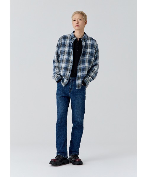 Guess（ゲス）の「【ヒョンジン 着用】 UNISEX Woven LS Shirt シャツ（シャツ/ブラウス・メンズ・ブルー/グレー・LARGE/X-LARGE/MEDIUM/ONE SIZE）」の18枚目の写真