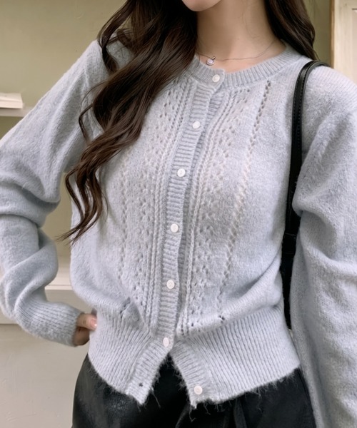 Ada.（エイダ）の「クロップド クルーネック ニットカーディガン（カーディガン/ボレロ・レディース・アイボリー/ブルー/グレー・FREE）」の3枚目の写真
