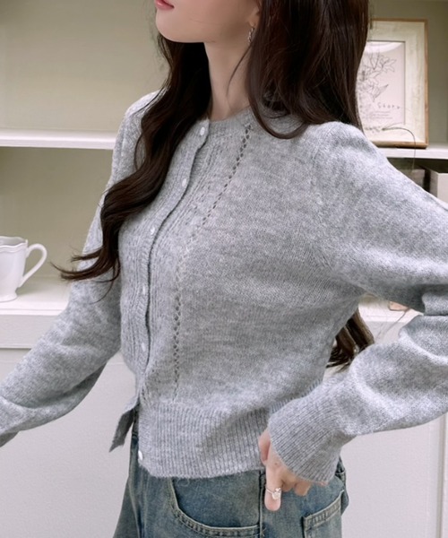 Ada.（エイダ）の「クロップド クルーネック ニットカーディガン（カーディガン/ボレロ・レディース・アイボリー/ブルー/グレー・FREE）」の7枚目の写真