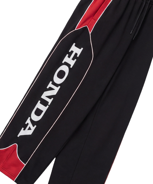 PHYPS MOTORCYCLE（フィップスモーターサイクル）の「Women Track Pants Black（スウェットパンツ・レディース・その他・SMALL/MEDIUM）」の2枚目の写真