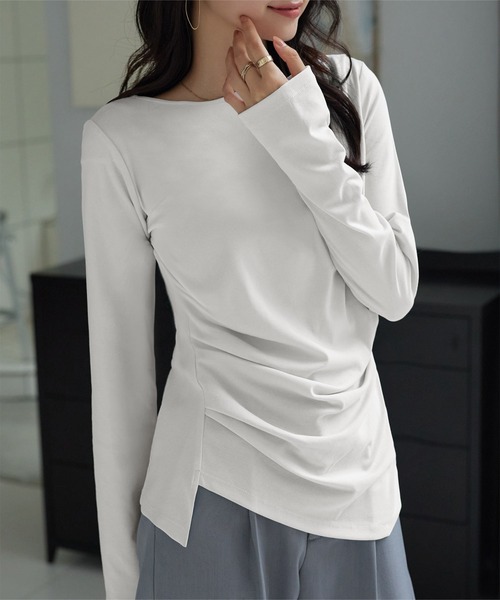 KOBE LETTUCE（コウベレタス）の「[ しっとりタッチ・UVカット ] 選べる2typeドレープトップス（Tシャツ/カットソー・レディース・チャコール/アイボリー系1/グレー系/ブラック系/アイボリー系/ブラウン系/ホワイト系/オフホワイト/ブラック/ブラウン・M/M1）」の12枚目の写真