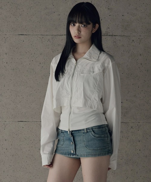 SOI.KUROI(ソイクロイ)の「material mix flap design double zip top / 異素材フラシデザインダブルジップトップス(ブルゾン・レディース・ホワイト/ブラック・FREE)」の4枚目の写真