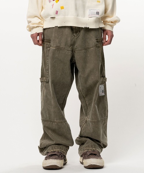 Maison MIHARA YASUHIRO(メゾンミハラヤスヒロ)の「【MIHARAYASUHIRO/ミハラヤスヒロ】Cotton Satin Cargo Pants / DAMAGED CARGO PT(カーゴパンツ・メンズ・ブラック/ダークグリーン・44/46)」の2枚目の写真