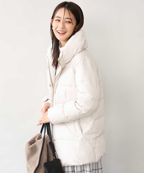 MK MICHEL KLEIN（エムケーミッシェルクラン）の「[撥水/リサイクルダウン]ベーシックタフタミドルダウンコート（ダウンジャケット/コート・レディース・アイボリー/ネイビー/ブラック/モカ・40/38）」の2枚目の写真