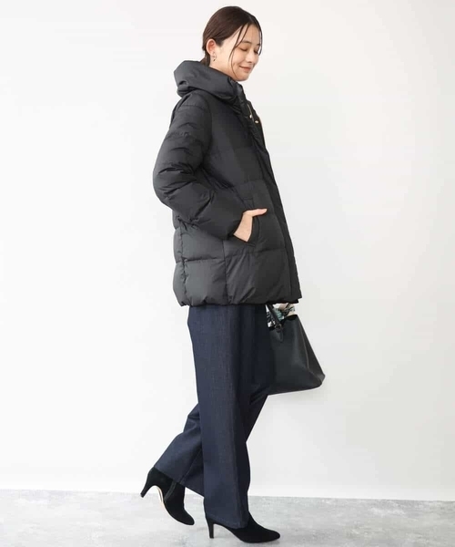 MK MICHEL KLEIN（エムケーミッシェルクラン）の「[撥水/リサイクルダウン]ベーシックタフタミドルダウンコート（ダウンジャケット/コート・レディース・アイボリー/ネイビー/ブラック/モカ・40/38）」の15枚目の写真