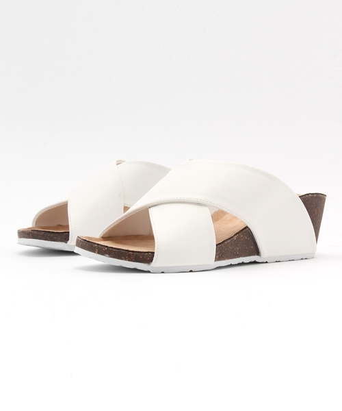 Re:EDIT（リエディ）の「クロスベルトタイプ足に優しい楽ちんウェッジソールサンダル/スリッパサンダル/リラックスサンダル/シューズ[Re:EDIT/リエディ]（サンダル・レディース・シルバー/ブラック/ブラック系その他/ネイビー/ホワイト系その他/ホワイト/マルチ/ライトホワイト/ウッド/パイソン/ライトブラック・X-LARGE/MEDIUM/SMALL/LARGE/XX-LARGE）」の2枚目の写真