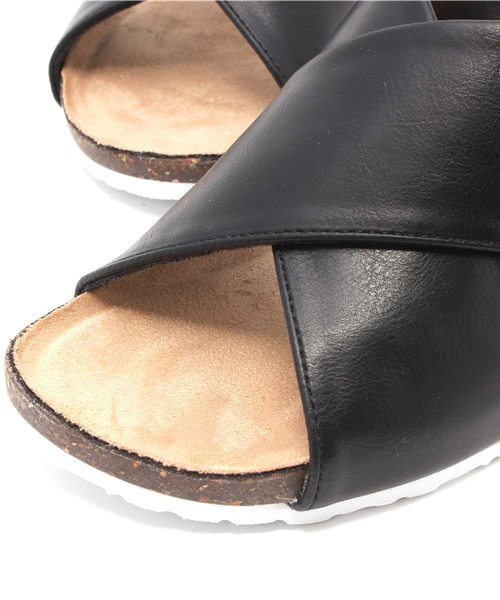 Re:EDIT（リエディ）の「クロスベルトタイプ足に優しい楽ちんウェッジソールサンダル/スリッパサンダル/リラックスサンダル/シューズ[Re:EDIT/リエディ]（サンダル・レディース・シルバー/ブラック/ブラック系その他/ネイビー/ホワイト系その他/ホワイト/マルチ/ライトホワイト/ウッド/パイソン/ライトブラック・X-LARGE/MEDIUM/SMALL/LARGE/XX-LARGE）」の18枚目の写真