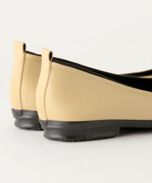 ODETTE E ODILE（オデットエオディール）の「O バレリーナ レインシューズ（レインシューズ・レディース・ベージュ/ネイビー/オフホワイト/ピンク/ライラック・MEDIUM/LARGE/SMALL）」の9枚目の写真