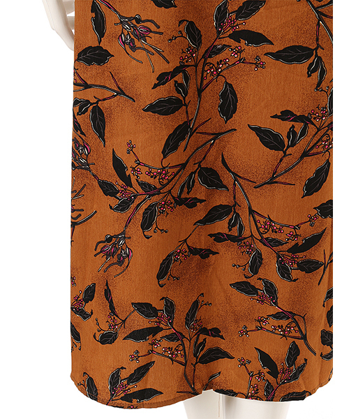 fifth(フィフス)の「フラワーキャミソールワンピース(ワンピース・レディース・ネイビー/マスタード・MEDIUM)」の7枚目の写真