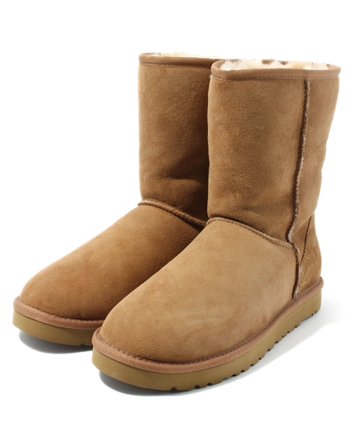 BEAMS（ビームス）の「UGG / Mens Classic Short（ブーツ・メンズ・ブラック/ライトブラウン・8/9/10）」の2枚目の写真