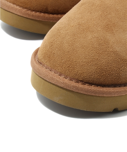 BEAMS（ビームス）の「UGG / Mens Classic Short（ブーツ・メンズ・ブラック/ライトブラウン・8/9/10）」の8枚目の写真