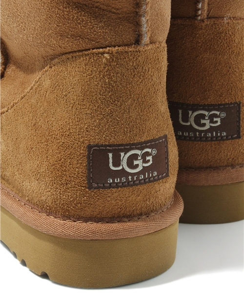 BEAMS（ビームス）の「UGG / Mens Classic Short（ブーツ・メンズ・ブラック/ライトブラウン・8/9/10）」の9枚目の写真
