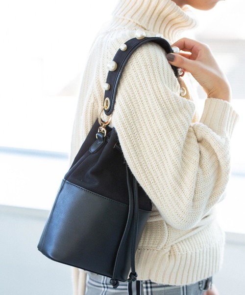 SOLPRESA（ソルプレーサ）の「【SOLPRESA】PEARL HANDLE MINI BAG SP183-A1（ショルダーバッグ・レディース・ブラック/ベージュ・FREE）」の11枚目の写真