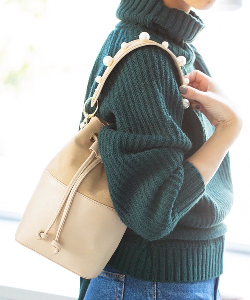 SOLPRESA（ソルプレーサ）の「【SOLPRESA】PEARL HANDLE MINI BAG SP183-A1（ショルダーバッグ・レディース・ブラック/ベージュ・FREE）」の14枚目の写真
