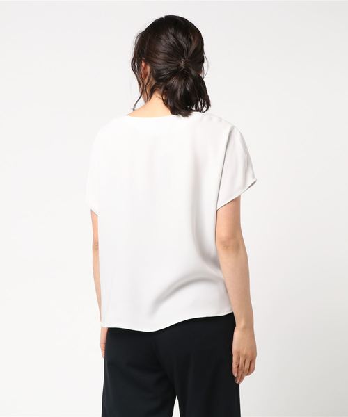 22 OCTOBRE（ヴァンドゥ－オクトーブル）の「ダブルサテンブラウス（シャツ/ブラウス・レディース・グレー/ダークネイビー・38）」の4枚目の写真