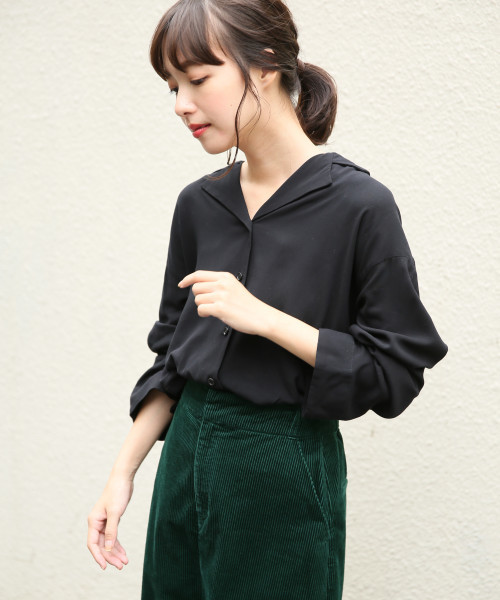 LOWRYS FARM（ローリーズファーム）の「カイキンシャツ　807436（シャツ/ブラウス・レディース・ブラック/ベージュ/カーキ/その他・MEDIUM/LARGE）」の2枚目の写真