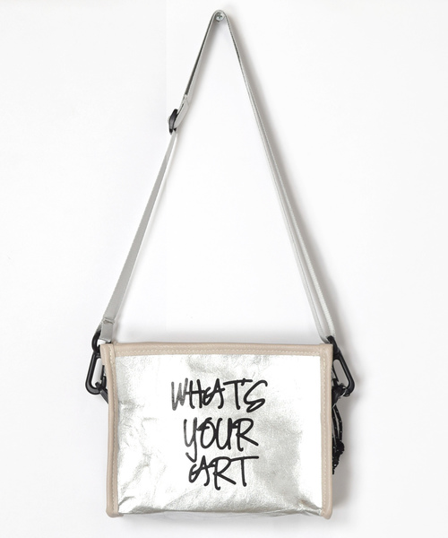 w closet(ダブルクローゼット)の「サコッシュBAG(ボディバッグ/ウエストポーチ・レディース・グレー/ブラック/ブラウン・FREE)」の2枚目の写真