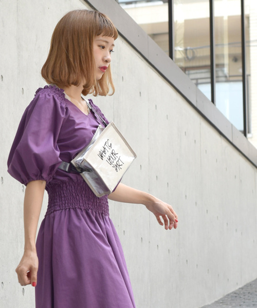 w closet(ダブルクローゼット)の「サコッシュBAG(ボディバッグ/ウエストポーチ・レディース・グレー/ブラック/ブラウン・FREE)」の11枚目の写真