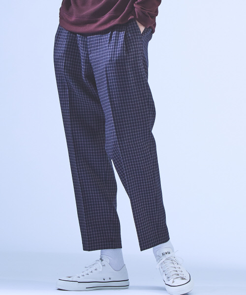 ABAHOUSE(アバハウス)の「シェットランドウールワイドプリーツテーパードパンツ(その他パンツ・メンズ・ネイビー/ワイン・44/46/48)」の10枚目の写真