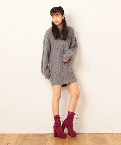 SPIRALGIRL(スパイラルガール)の「【洗える】Hug Meニットワンピース(ワンピース・レディース・グレー/オフホワイト/ピンク/ブルー・FREE)」の9枚目の写真
