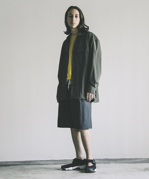 THE TWENTYSEVEN（ザ トゥエンティーセブン）の「【The TWENTY SEVEN】NYLON STRETCH BIG SHIRTS JKT:ナイロンストレッチ ビックシャツジャケット（シャツ/ブラウス・メンズ・ブラック/ネイビー/オリーブ・44/46/48）」の14枚目の写真