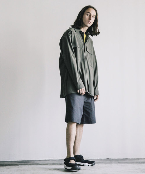 THE TWENTYSEVEN（ザ トゥエンティーセブン）の「【The TWENTY SEVEN】NYLON STRETCH BIG SHIRTS JKT:ナイロンストレッチ ビックシャツジャケット（シャツ/ブラウス・メンズ・ブラック/ネイビー/オリーブ・44/46/48）」の17枚目の写真