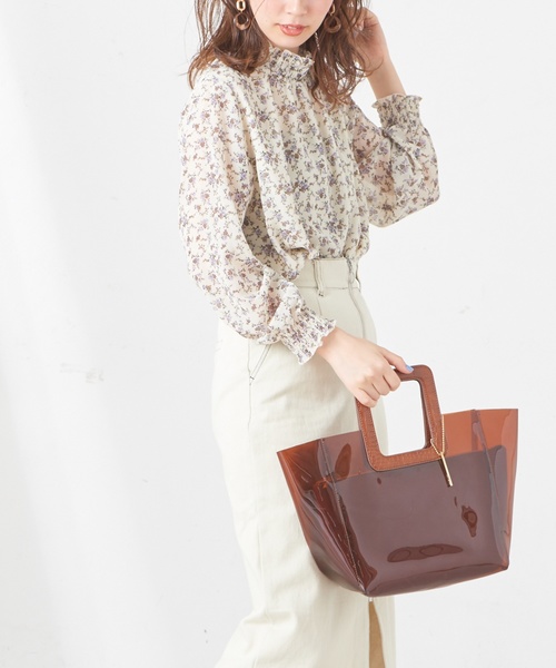 natural couture(ナチュラルクチュール)の「プチハイシャーリングブラウス(シャツ/ブラウス・レディース・ホワイト系その他/ベージュ/ホワイト/オフホワイト/サックスブルー・FREE)」の3枚目の写真