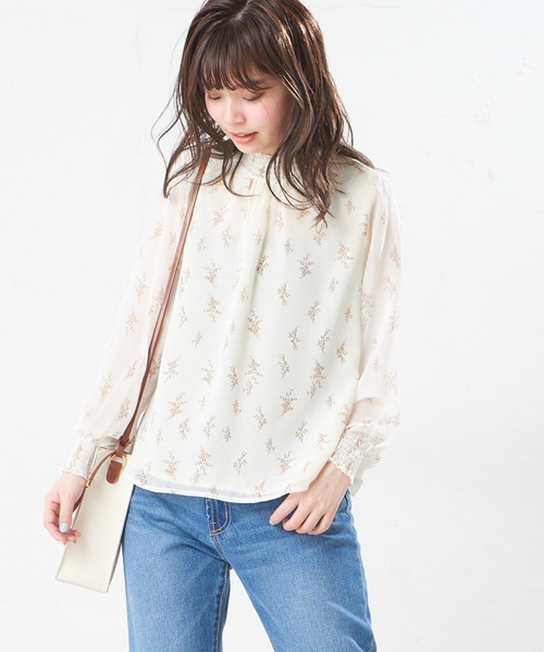 natural couture(ナチュラルクチュール)の「プチハイシャーリングブラウス(シャツ/ブラウス・レディース・ホワイト系その他/ベージュ/ホワイト/オフホワイト/サックスブルー・FREE)」の1枚目の写真
