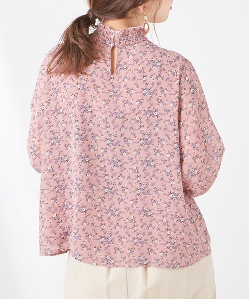 natural couture(ナチュラルクチュール)の「プチハイシャーリングブラウス(シャツ/ブラウス・レディース・ホワイト系その他/ベージュ/ホワイト/オフホワイト/サックスブルー・FREE)」の6枚目の写真