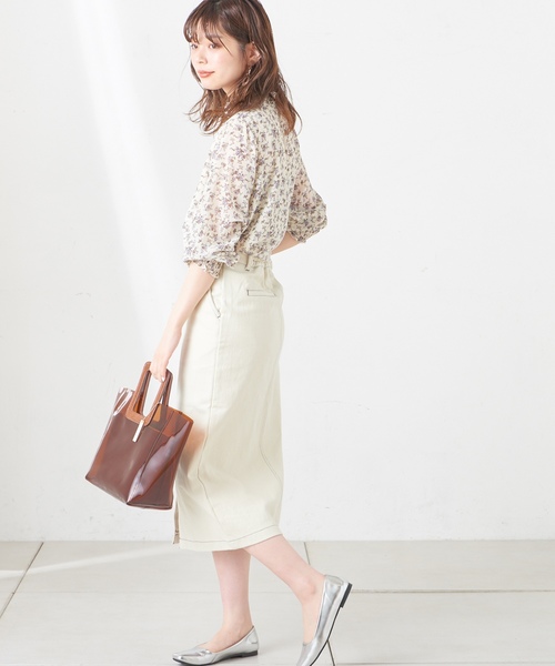 natural couture(ナチュラルクチュール)の「プチハイシャーリングブラウス(シャツ/ブラウス・レディース・ホワイト系その他/ベージュ/ホワイト/オフホワイト/サックスブルー・FREE)」の8枚目の写真