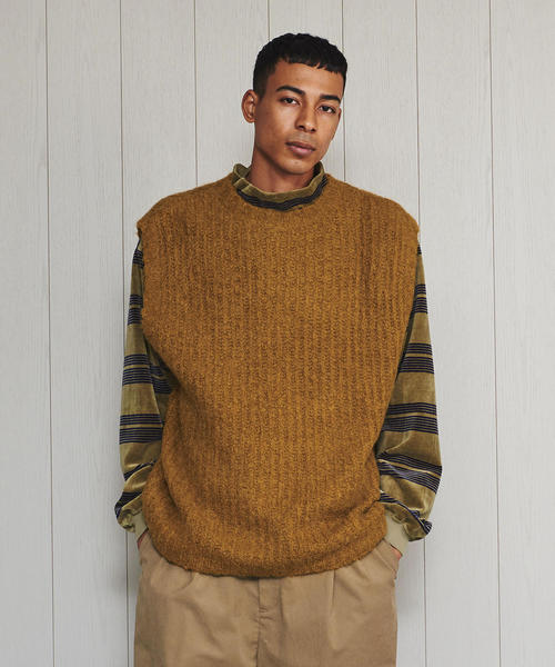 H　BEAUTY&YOUTH UNITED ARROWS（エイチビューティーアンドユースユナイテッドアローズ）の「＜H＞RIB COLOR KNIT VEST/ベスト（ベスト・メンズ・ゴールド/オレンジ・MEDIUM/LARGE）」の4枚目の写真