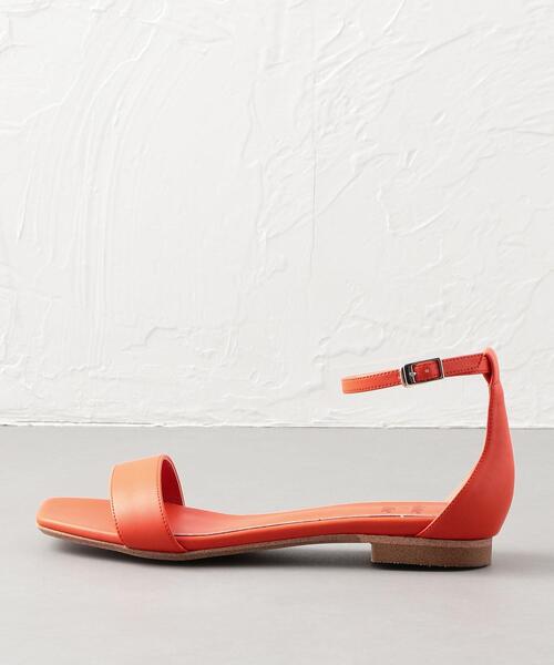 ODETTE E ODILE（オデットエオディール）の「【WEB限定】O ワンベルトフラット サンダル10●↑（サンダル・レディース・ベージュ/ブラウン/オフホワイト/ブラック/オレンジ/ライトブルー・24cm/24.5cm/22cm/22.5cm/23cm/25cm/23.5cm）」の14枚目の写真