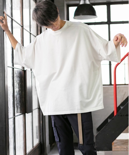 Beno（ビーノ）の「TCミニ裏毛 / ドロップショルダー ルーズ シルエット Tシャツ（Tシャツ/カットソー・メンズ・パープル/ブラック/サックスブルー/ホワイト/ピンク/ベージュ・FREE）」の9枚目の写真