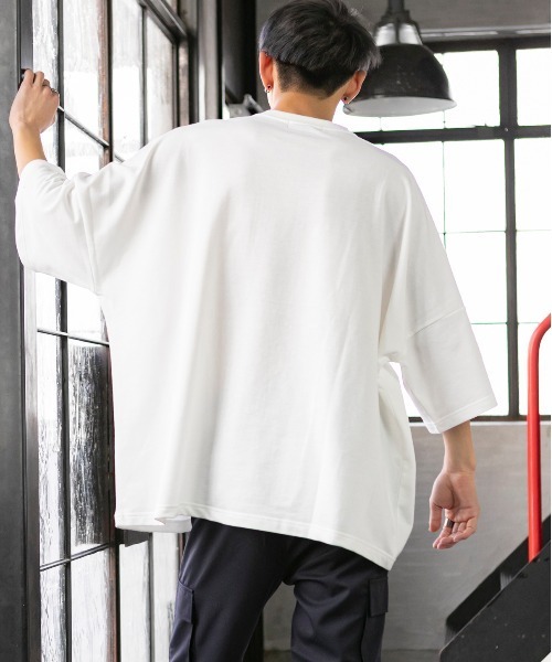 Beno（ビーノ）の「TCミニ裏毛 / ドロップショルダー ルーズ シルエット Tシャツ（Tシャツ/カットソー・メンズ・パープル/ブラック/サックスブルー/ホワイト/ピンク/ベージュ・FREE）」の10枚目の写真