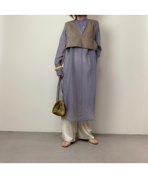 CFT.（シフト）の「CFT.Sheer slit long SH (シアースリットロングシャツ)（シャツ/ブラウス・レディース・アイボリー/ライトグレー/ミント/ライトパープル・FREE）」の11枚目の写真