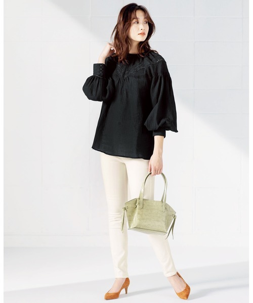 GeeRA（ジーラ）の「レース切替ブラウス（シャツ/ブラウス・レディース・ブルー/ブラック/ホワイト・SMALL/X-LARGE/MEDIUM/LARGE/XX-LARGE）」の10枚目の写真