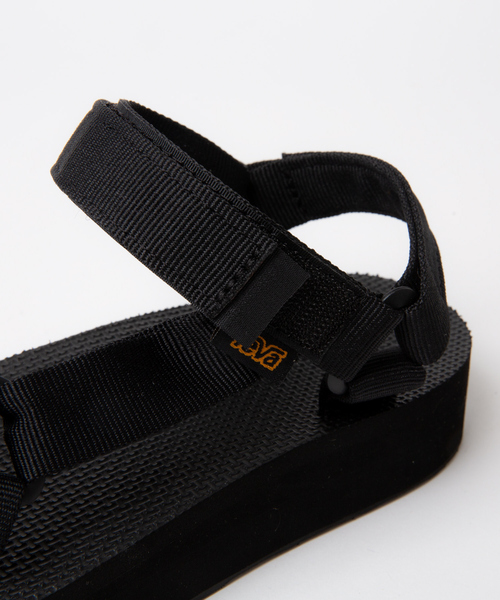 PICHE ABAHOUSE(ピシェ アバハウス)の「★Teva/MIDFORM UNIVERSAL ミッドフォーム ユニバーサル(サンダル・レディース・ブラック/シャンパン・8/7/6)」の9枚目の写真