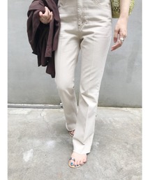 SHENERY | センタープレスデニムパンツ（BEG）(デニムパンツ)