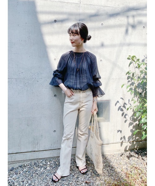 SHENERY（シーナリー）の「センタープレスデニムパンツ（BEG）（デニムパンツ・レディース・ベージュ・36/38）」の8枚目の写真