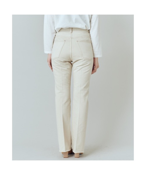 SHENERY（シーナリー）の「センタープレスデニムパンツ（BEG）（デニムパンツ・レディース・ベージュ・36/38）」の9枚目の写真