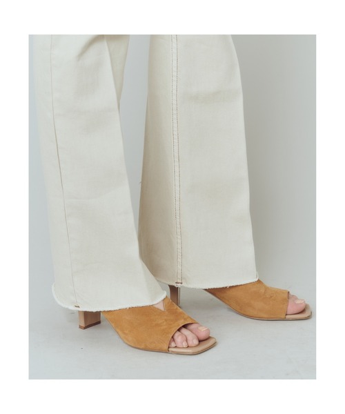 SHENERY（シーナリー）の「センタープレスデニムパンツ（BEG）（デニムパンツ・レディース・ベージュ・36/38）」の7枚目の写真