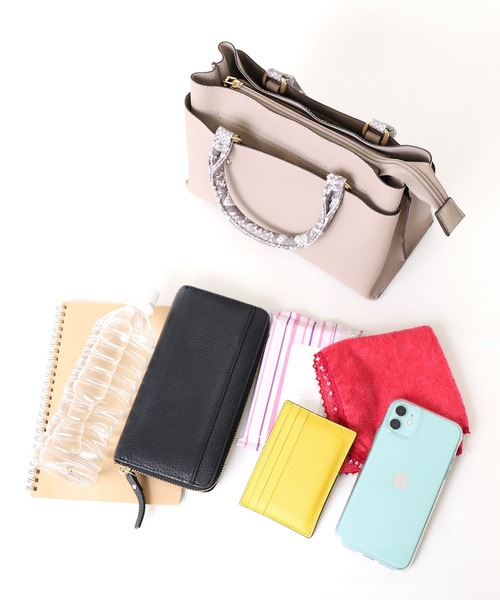 artemis by DIANA（アルテミスバイダイアナ）の「異素材コンビ２WAYミニバッグ（ハンドバッグ・レディース・イエロー/ブラック/ベージュ/ホワイト/グレー・FREE）」の22枚目の写真